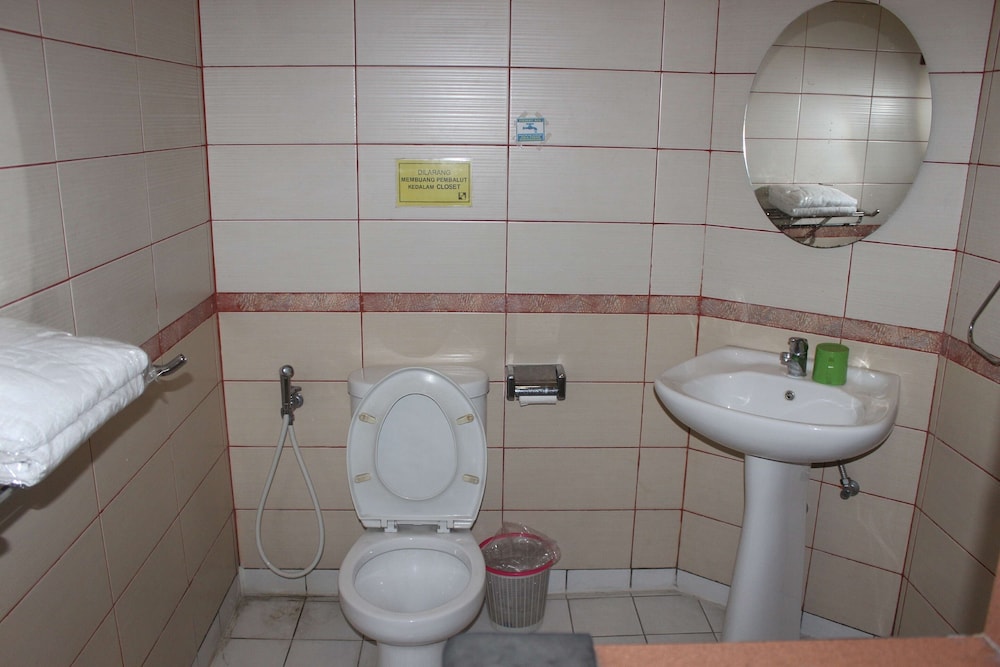 Hotel 678 Cawang 26/34