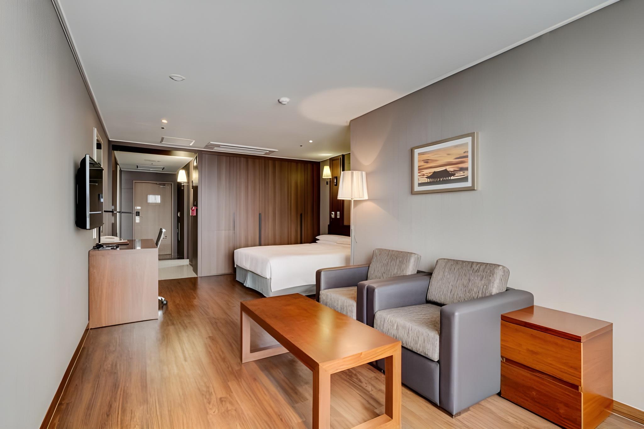 Superior, Deluxe, Double Bed