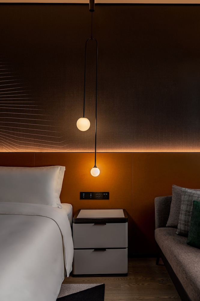 The G Shenzhen, A Tribute Portfolio Hotel 20/51