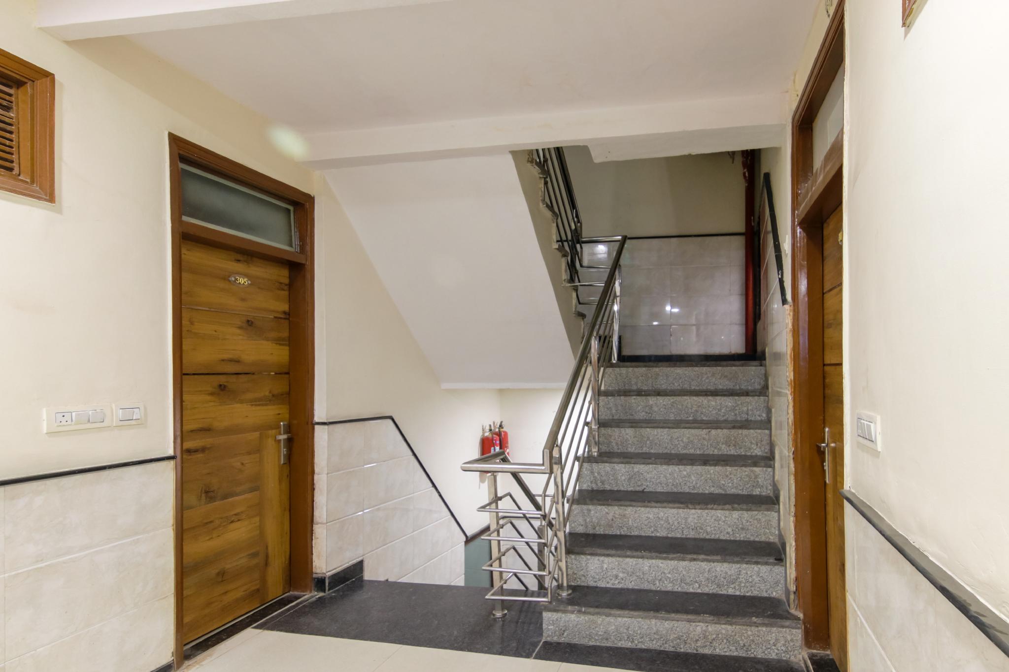 Hotel Star Palace Paharganj 50/63