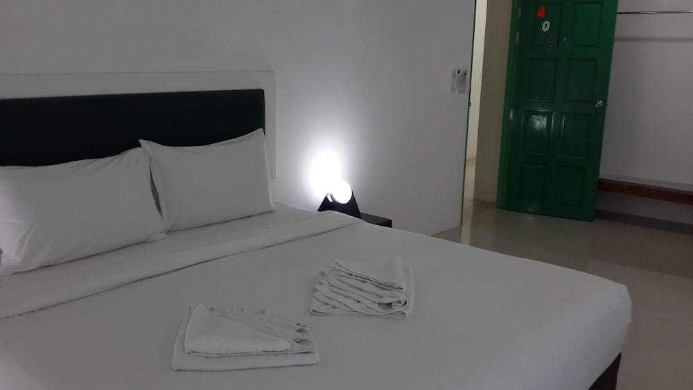 Khun Chaweng Resort 24/66