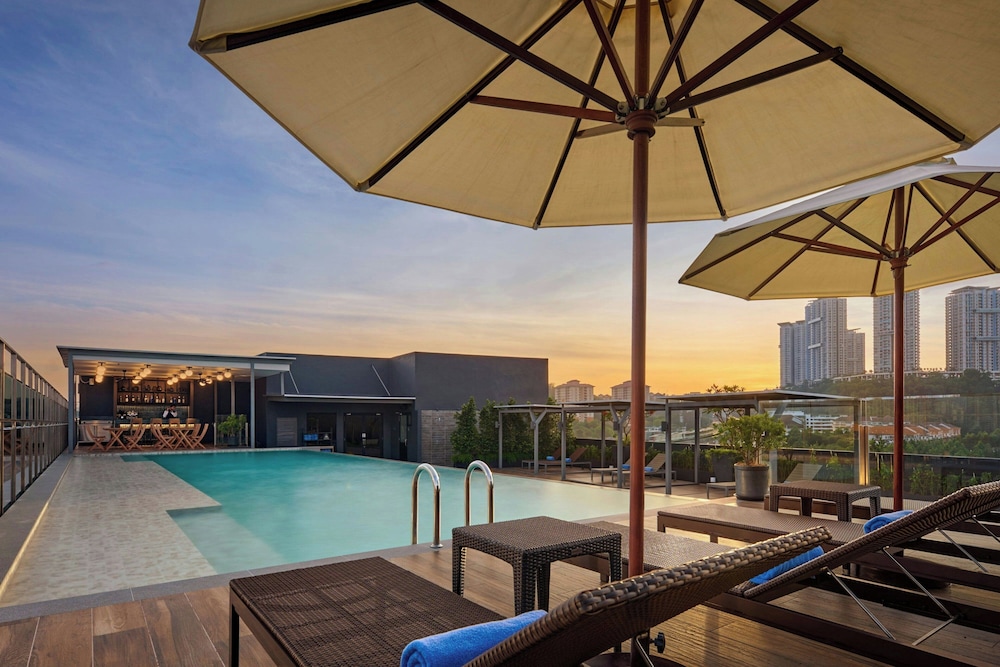 MTREE Hotel 42/69