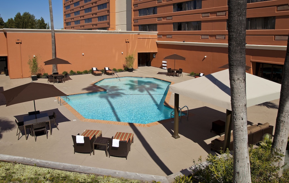 Hilton Concord 7/67