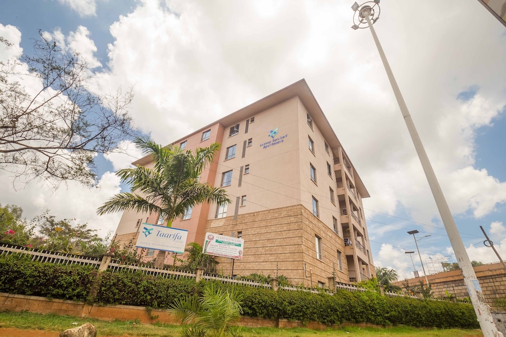 Taarifa Suites 1/50