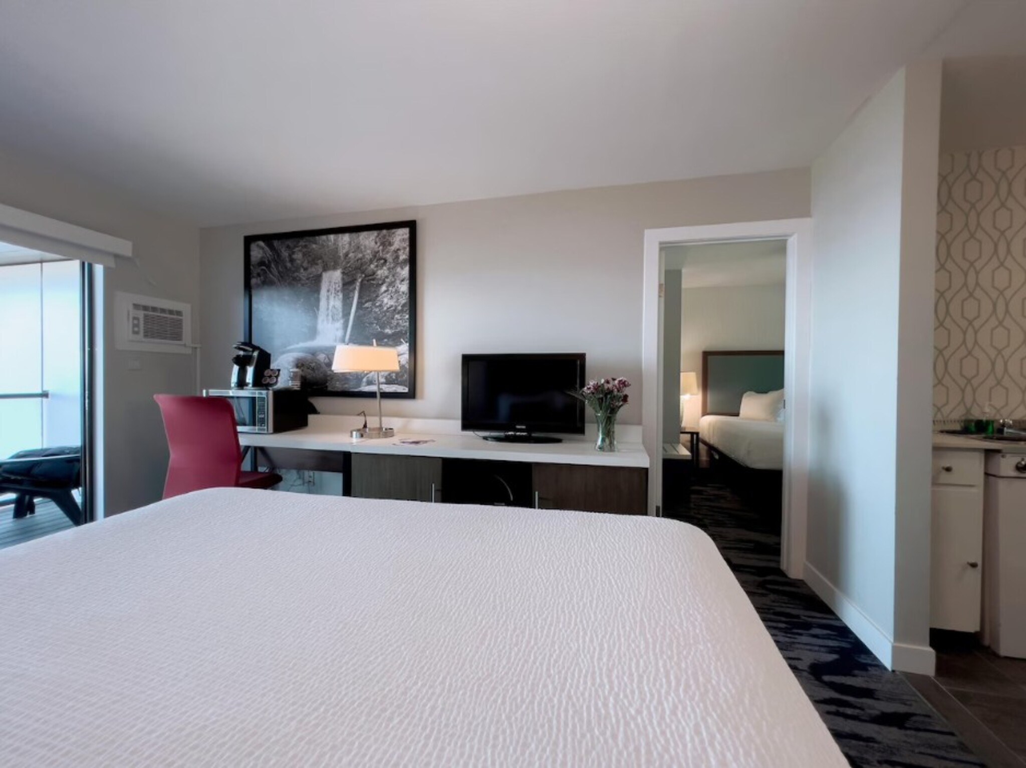 The Oceanside, A Coast Hotel 15/47