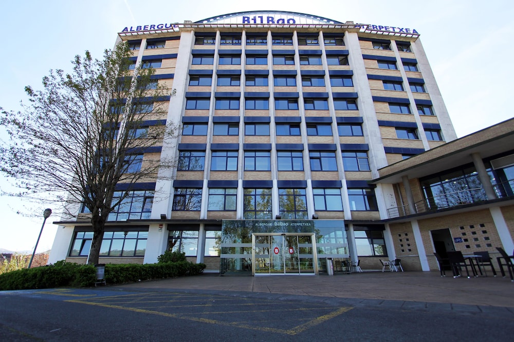 Bilbao Aterpetxea Hostel 4/37