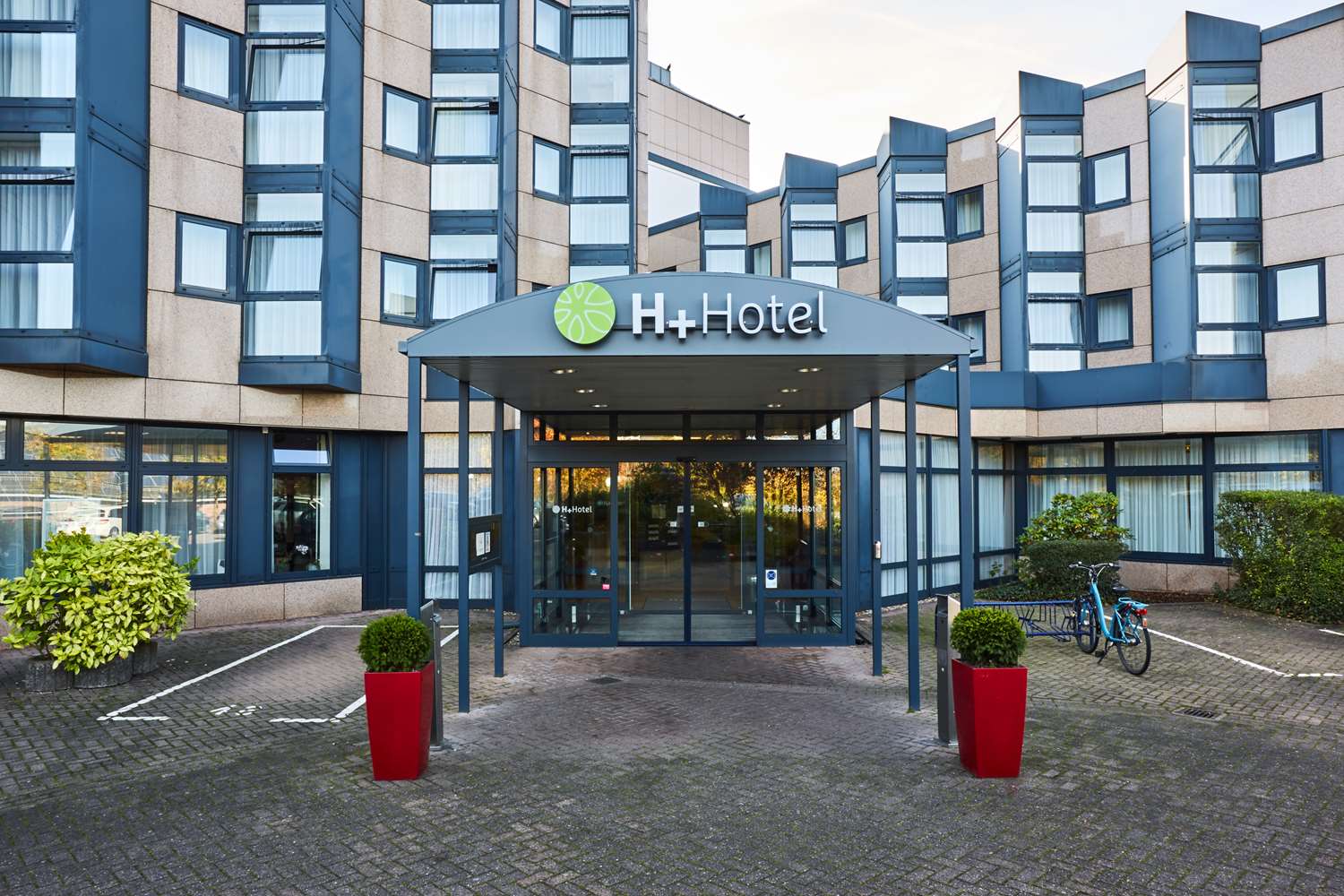 H Hotel Koln Bruhl 43/47