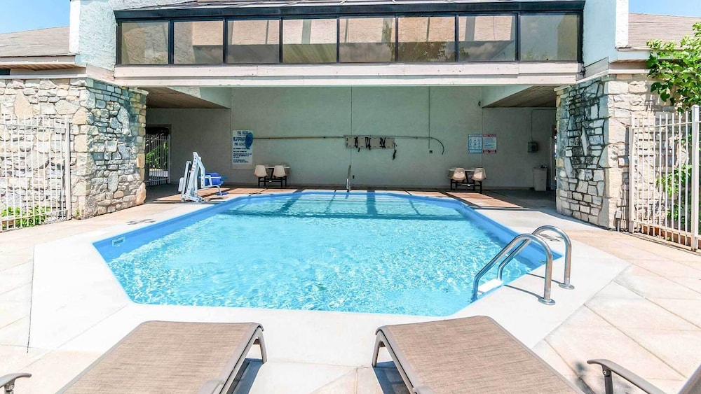 Motel6 Southgate, MI - Detroit 53/60