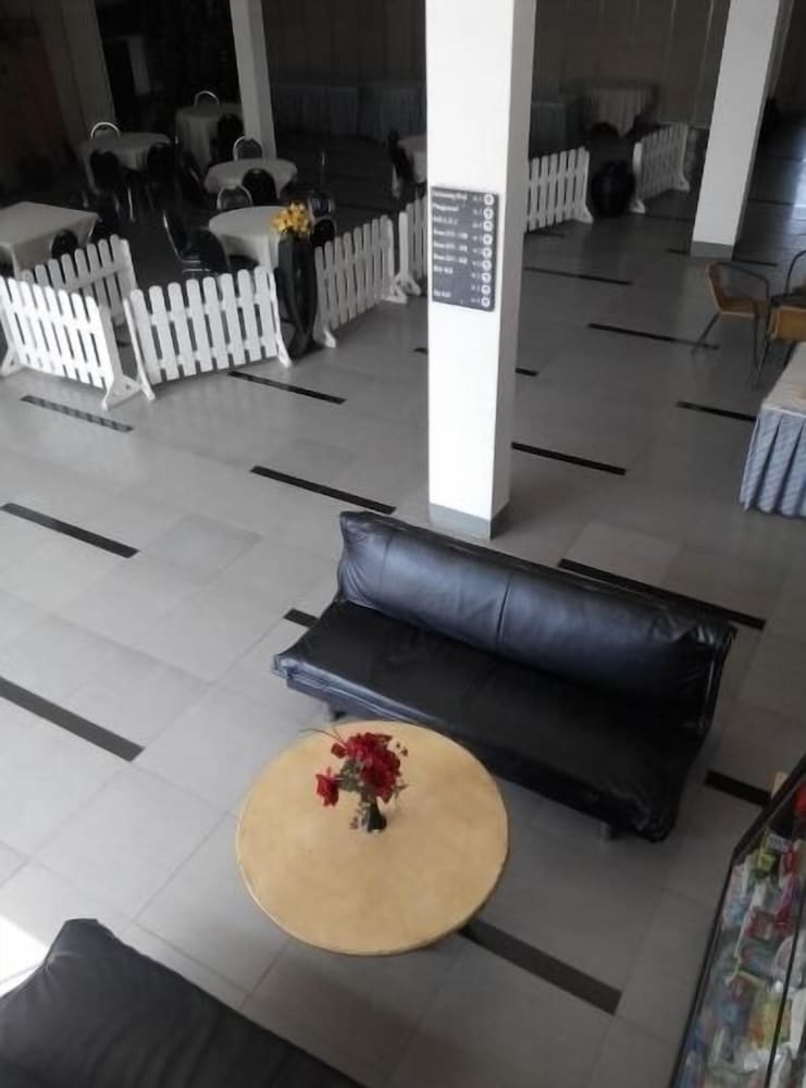 De Wahyu Hotel 18/25