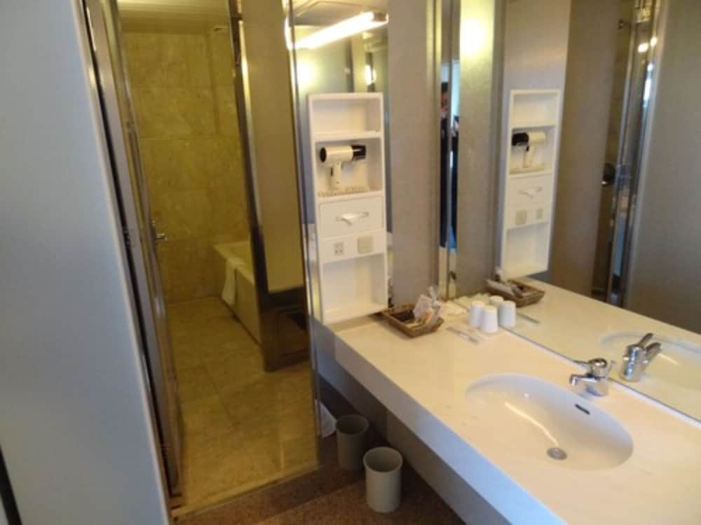 Sapporo Kitahiroshima Classe Hotel 77/77