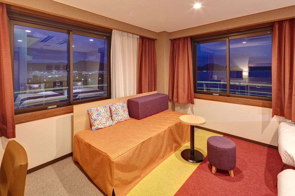 Hotel Yugaf Inn Okinawa 42/67