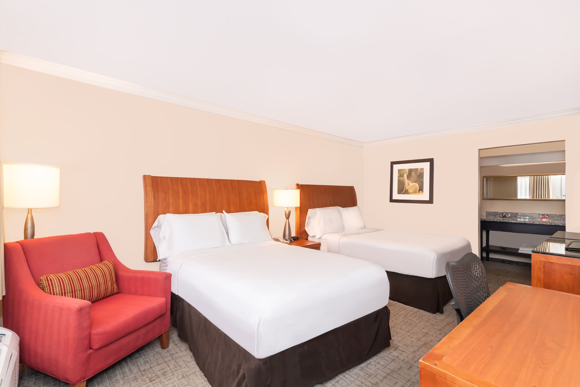 غرفة بسريرين مزدوجين، Baymont by Wyndham Beaumont 3/8