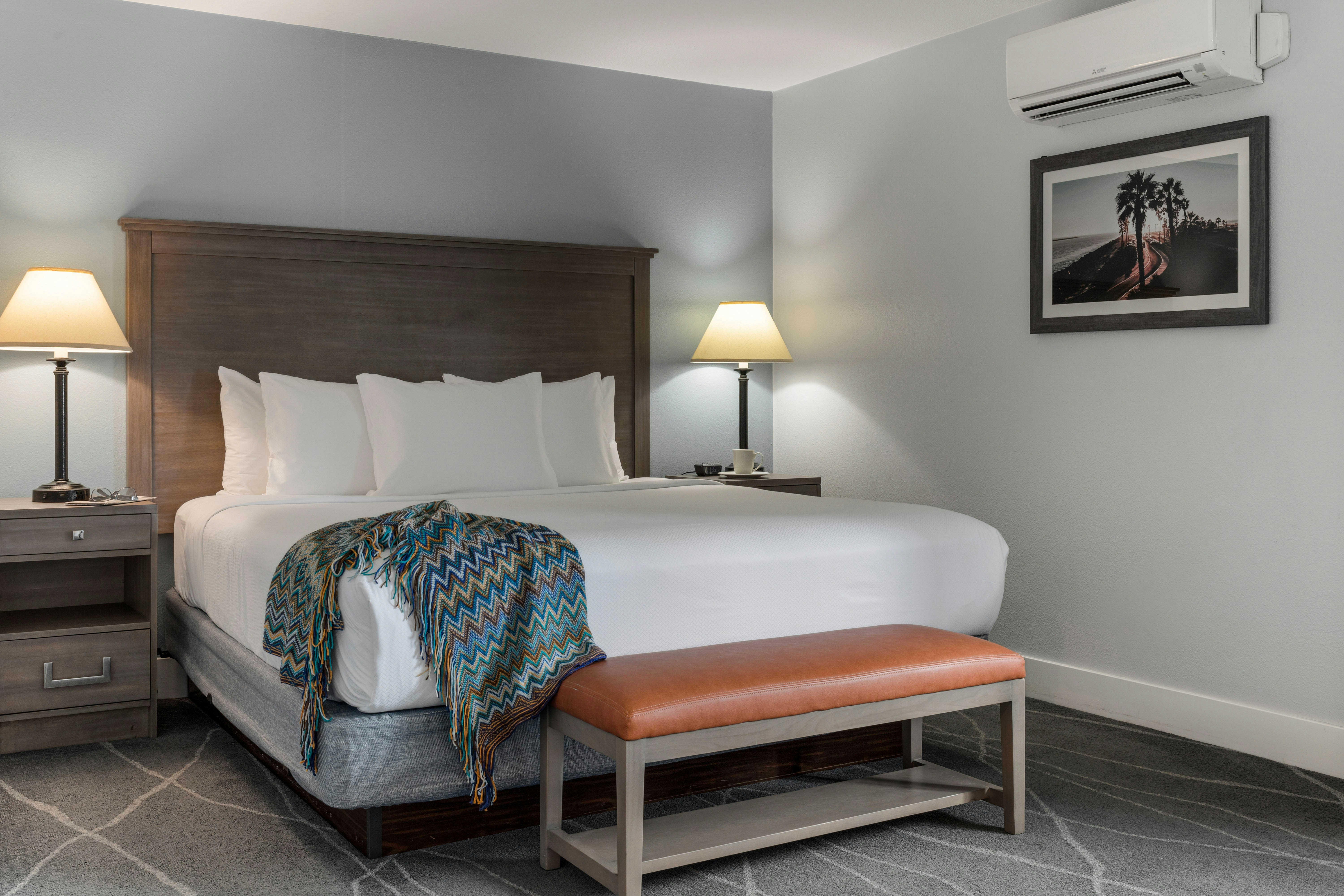 3 BEDROOMS, CONDO