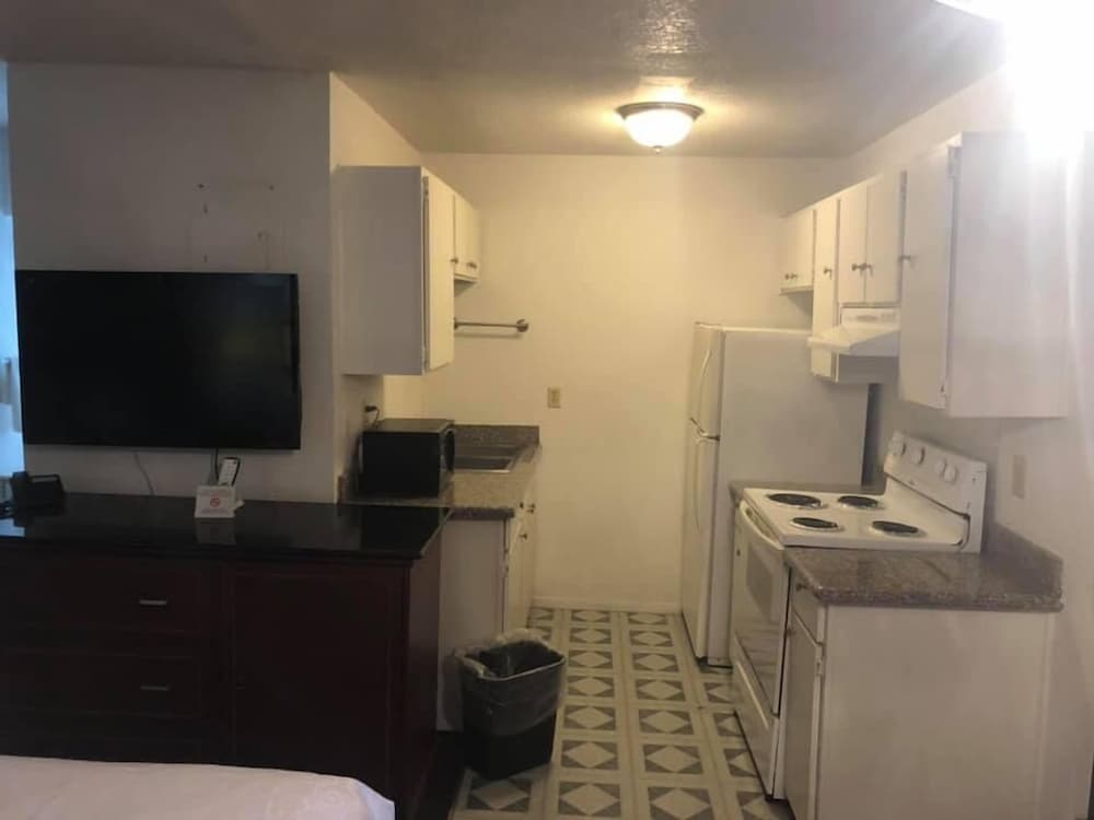 Ranch House Inn and Suites 15/28