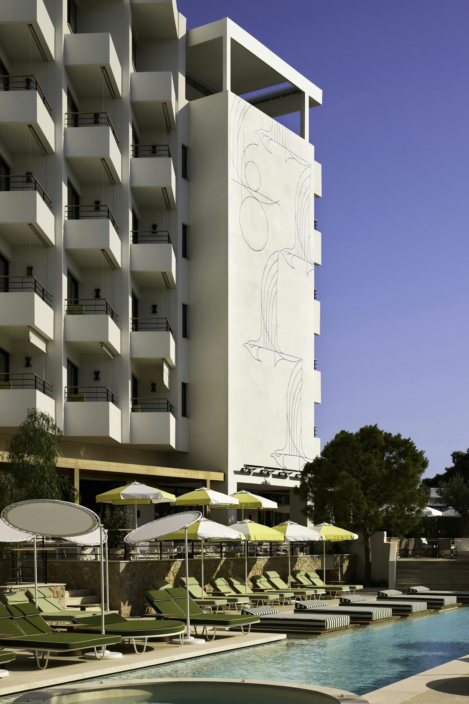 FENIX HOTEL 2/44