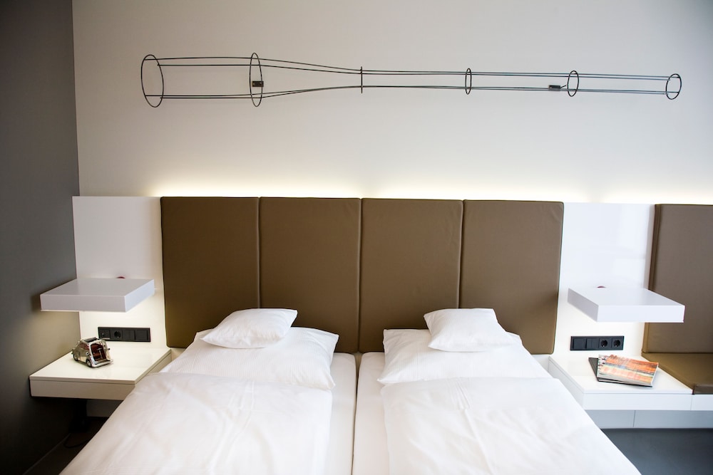 The Deutz, a Tribute Portfolio Hotel 27/61