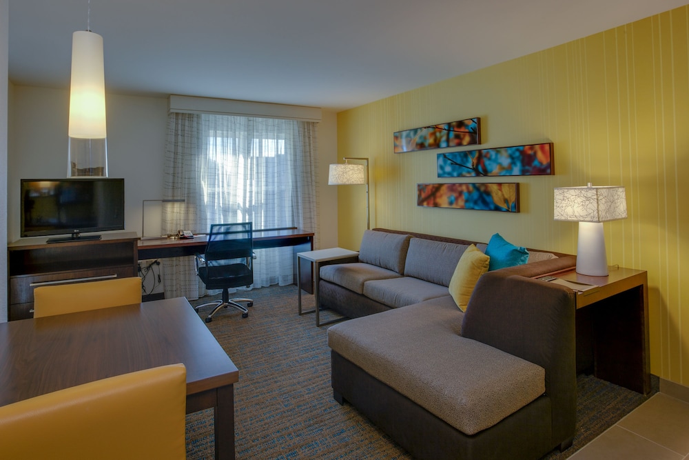 Residence Inn Springfield Chicopee 27/38
