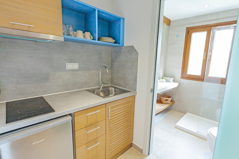 Elani Bay Resort 50/50