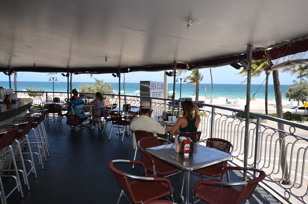 Sea Club Resort 33/45