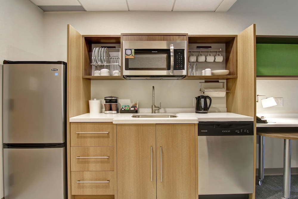 Home2 Suites By Hilton Montreal Dorval 11/68