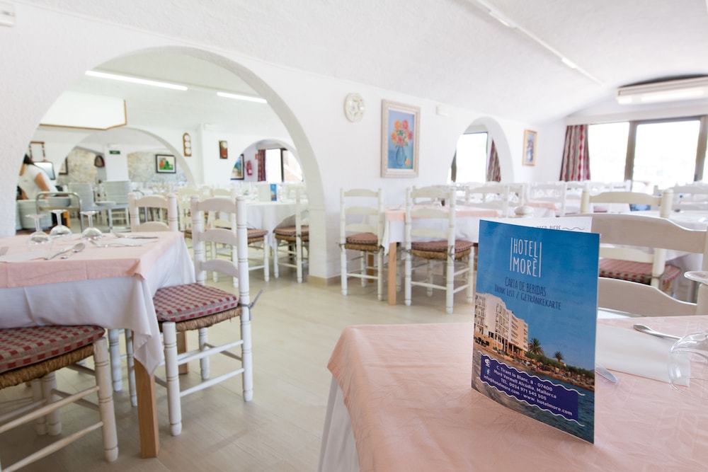 Hotel More 51/63