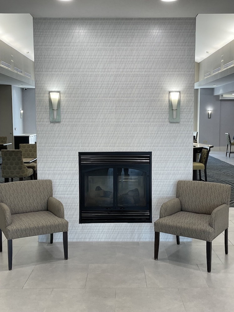 Homewood Suites by Hilton York 40/64