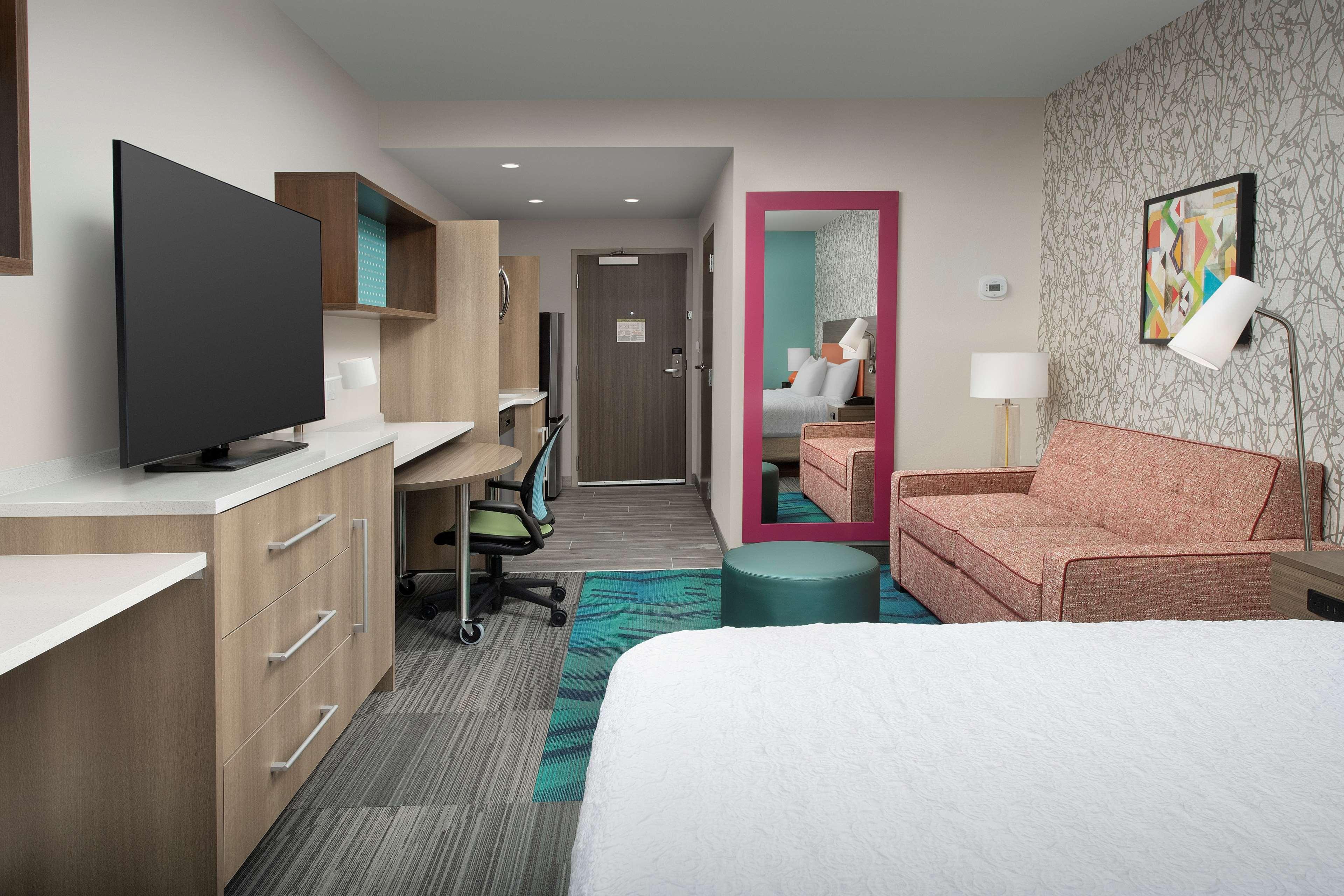 STUDIO, SUITE, KING BED, ACCESSIBLE