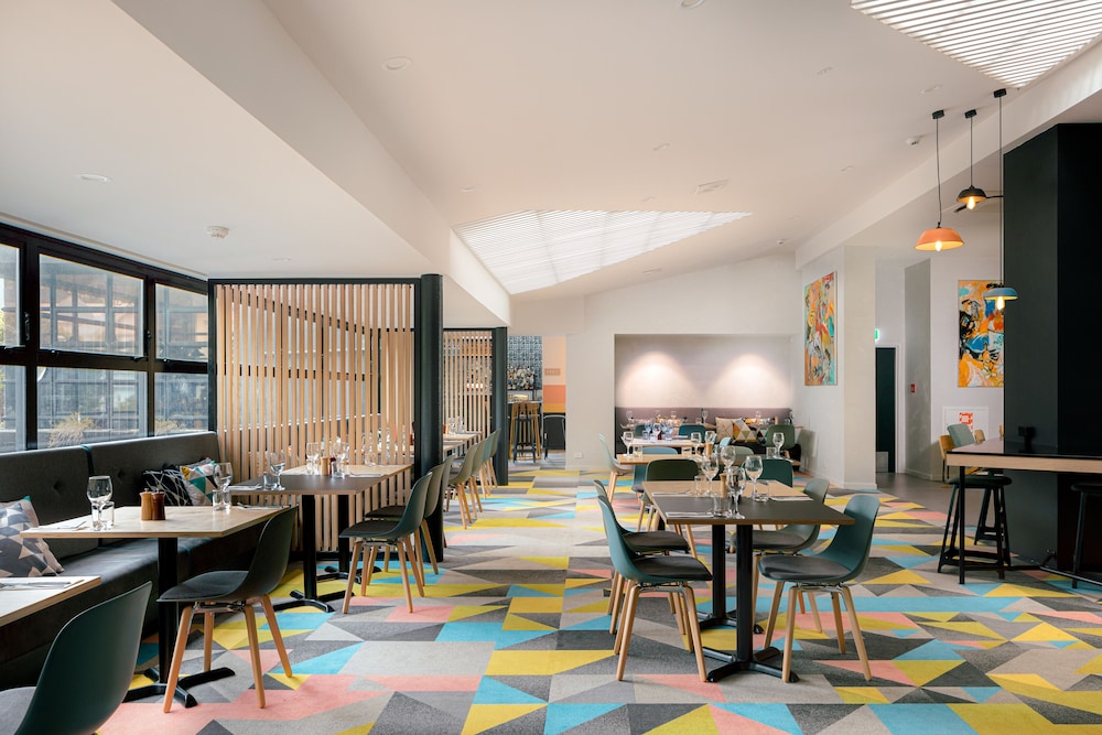 WQ Wellington Quarter 48/66