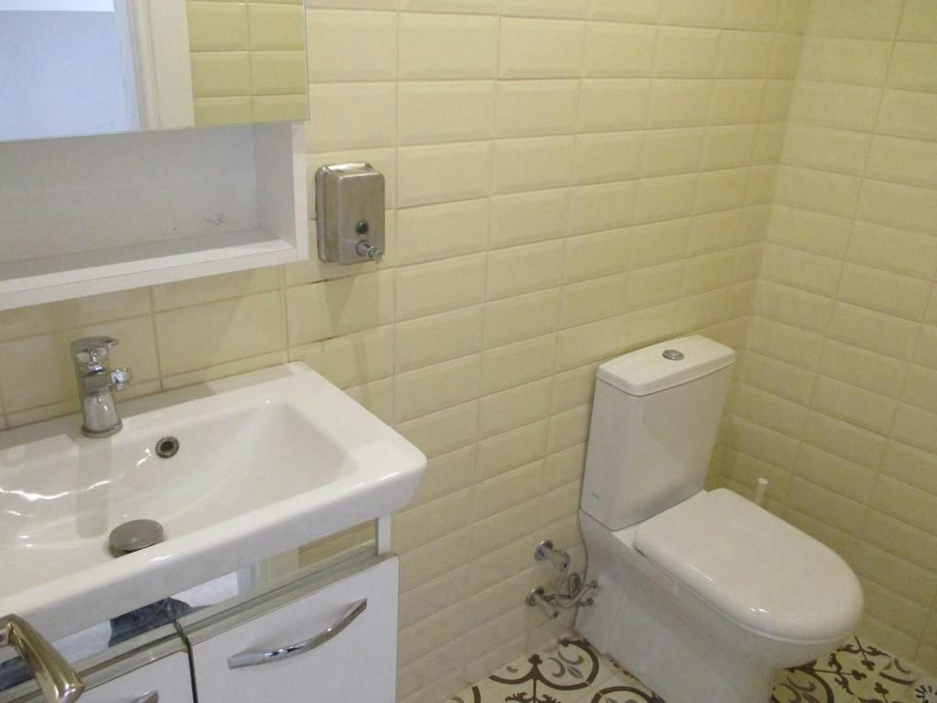 Old Mile Suites 27/30