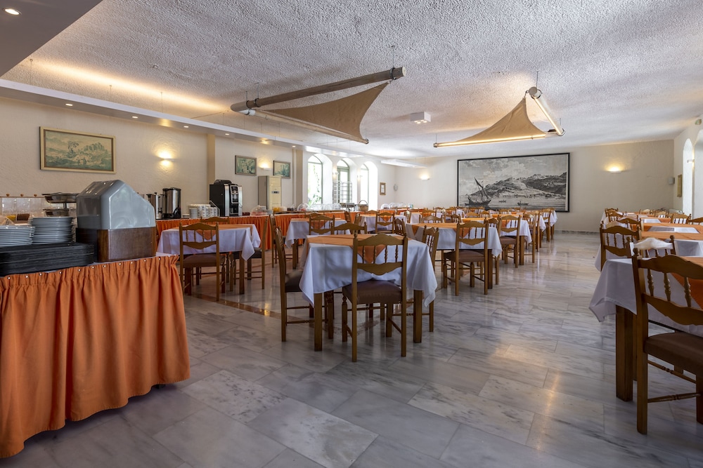 Skala Hotel 38/60