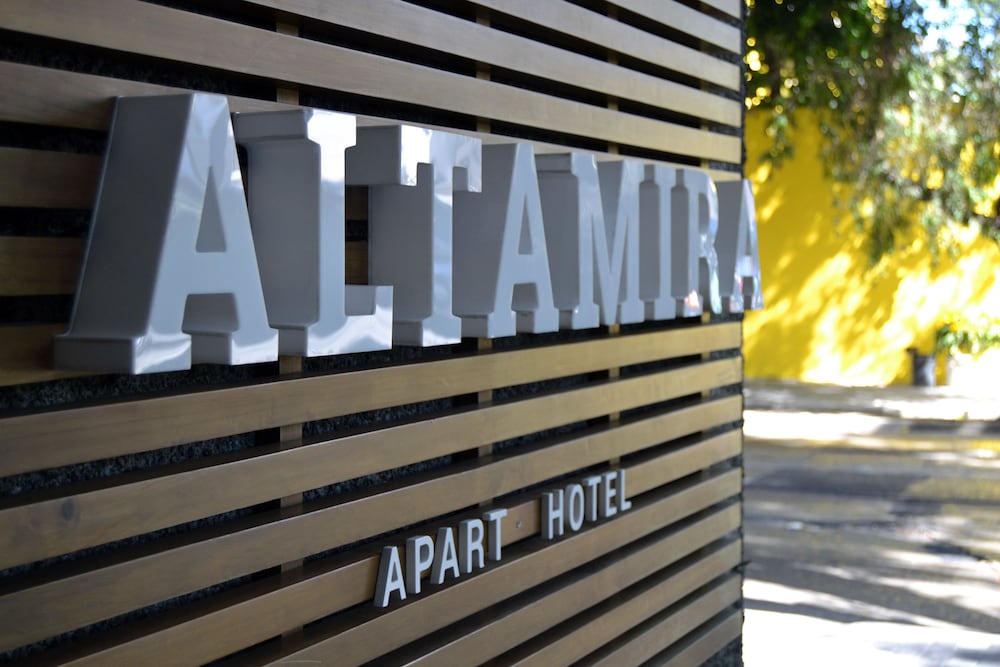 Aparthotel Altamira 2/28