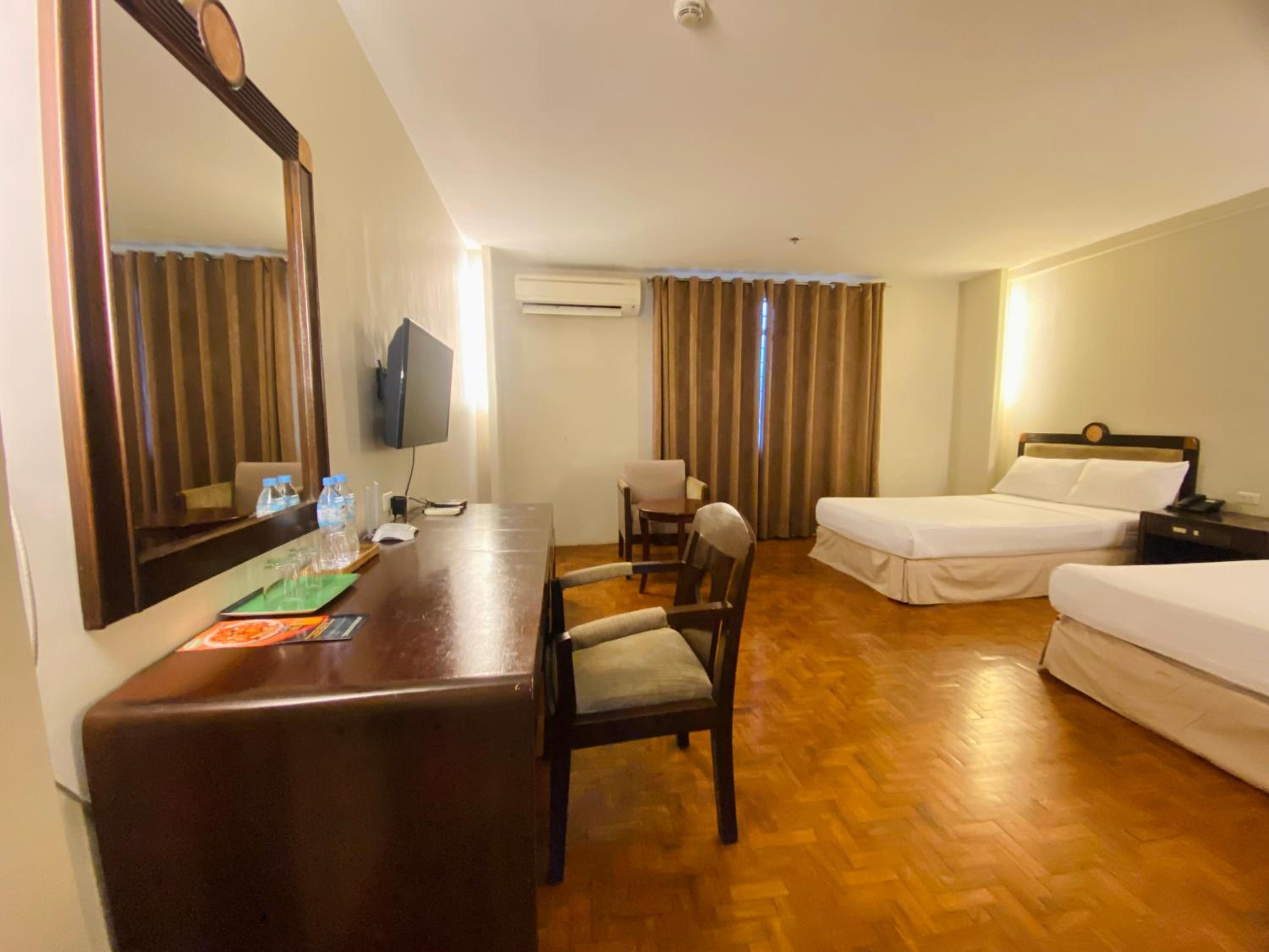 Century Plaza Hotel 16/50