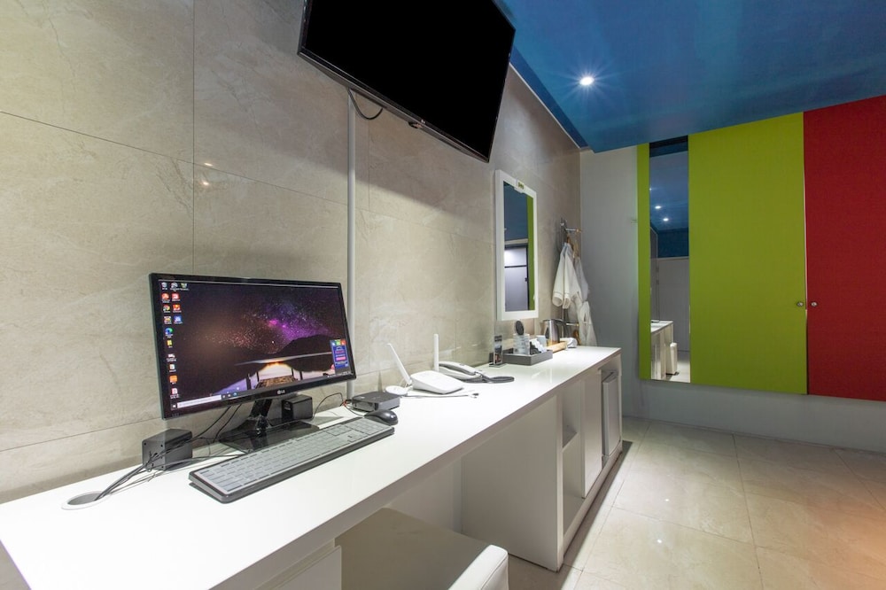 Pentastar Hotel 21/30