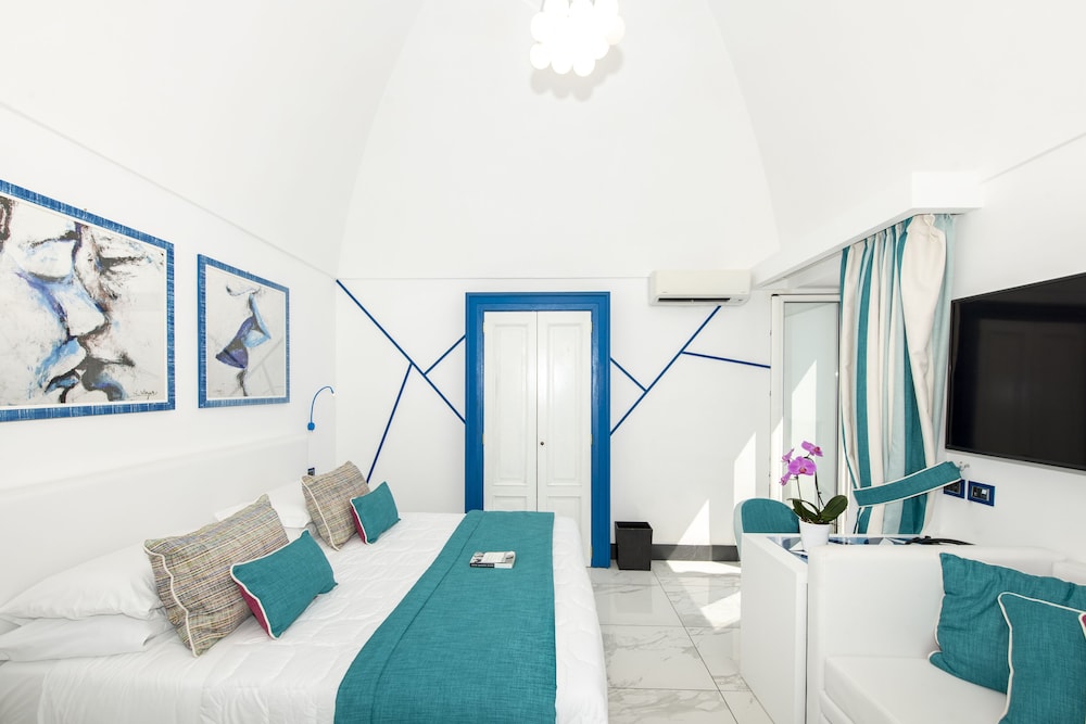 Executive, King Bed, Sea View, 2 Sofa