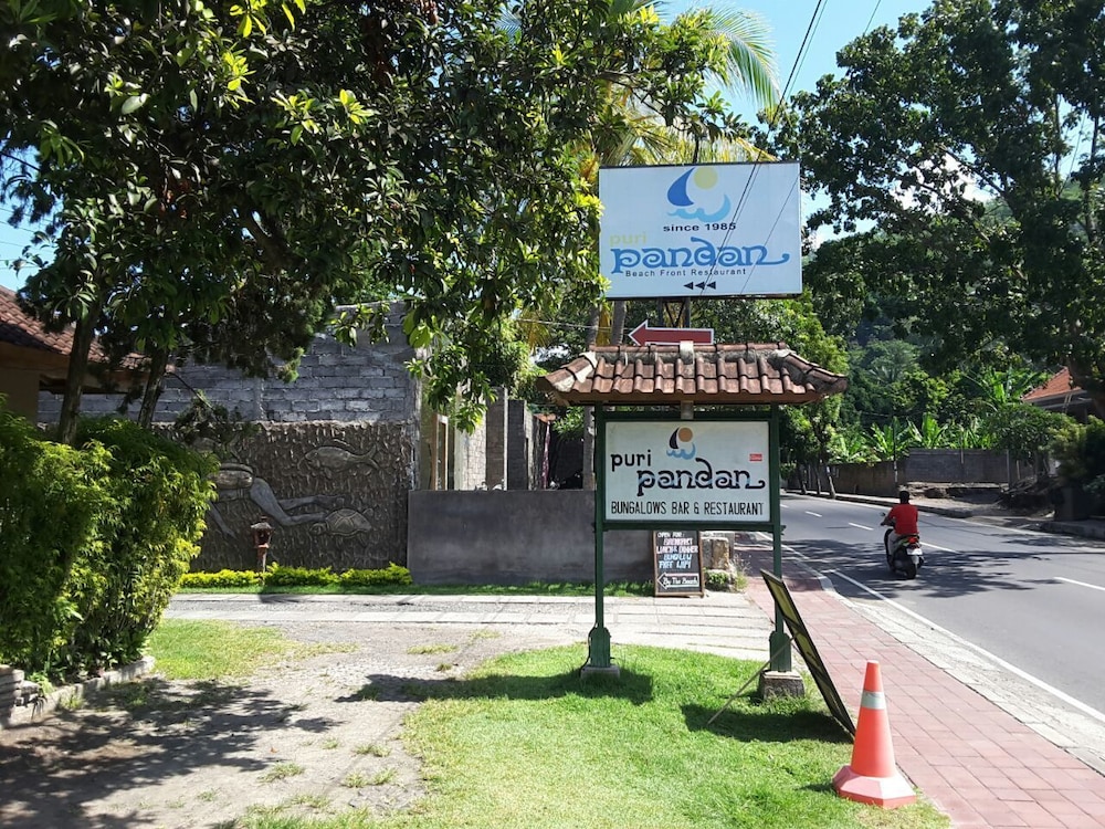 Puri Pandan Restaurant Bungalows 4/62