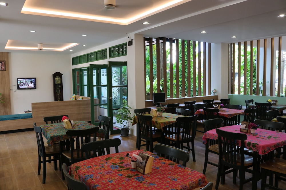 The Greenery Hotel 43/54