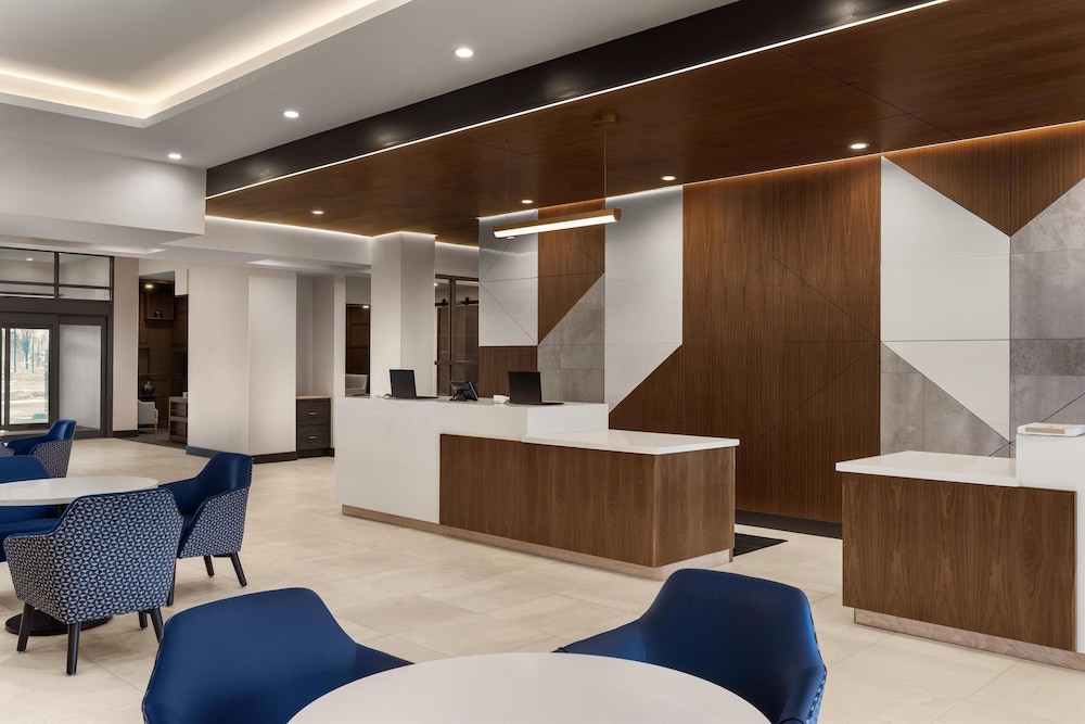 Hyatt House Mississauga Airport Corporate Centre 3/44