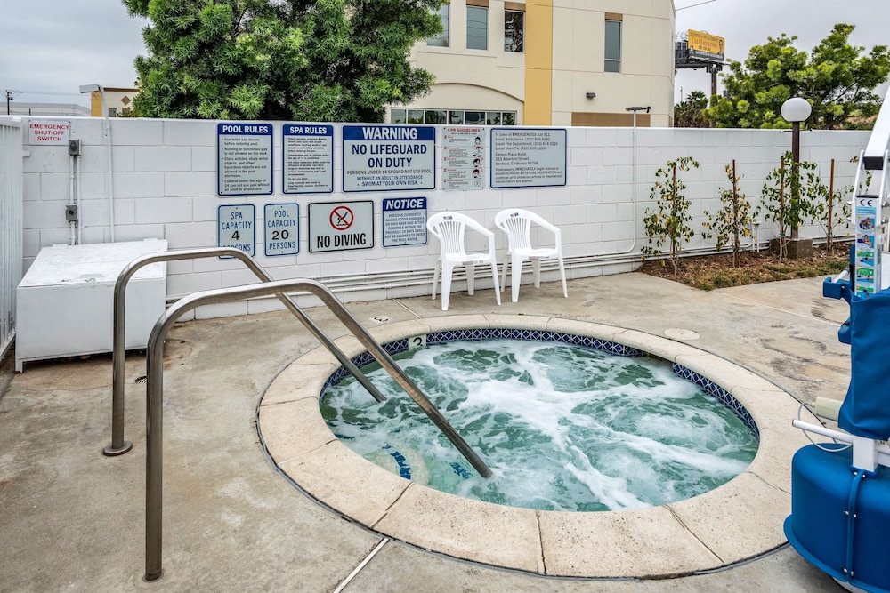 Motel6 Gardena, CA - South 12/25