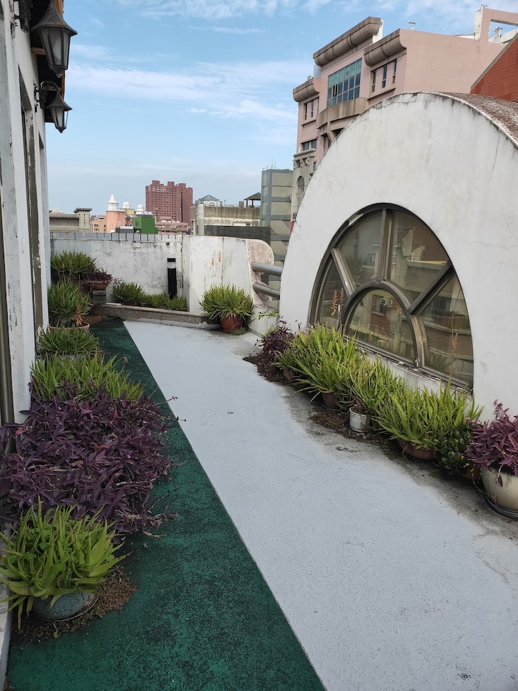 Berkeley Hotels 4/45