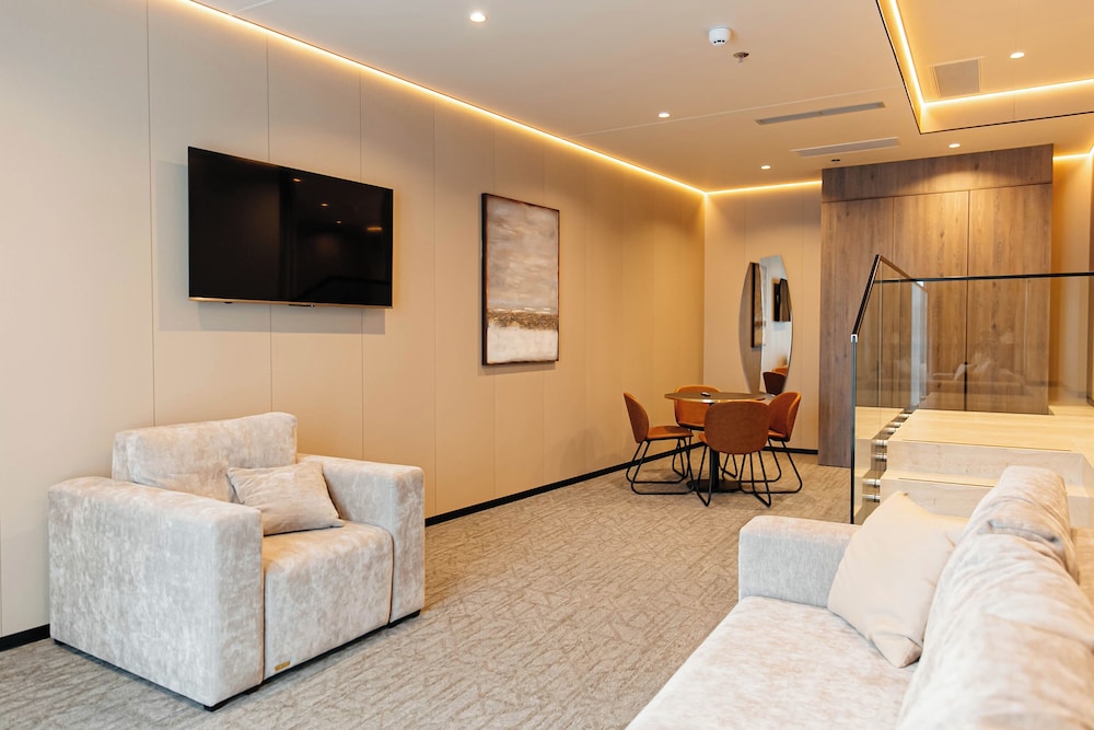 Medistone Hotel 33/50