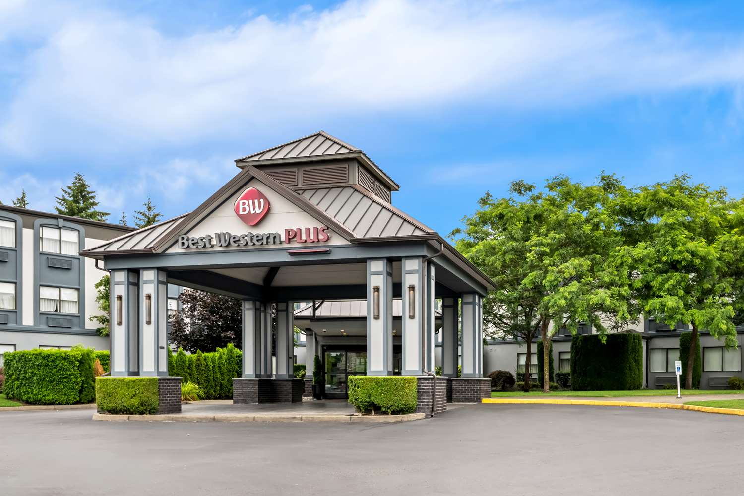 Best Western Plus Puyallup Hotel 34/35