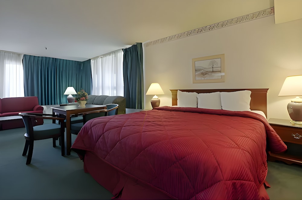 Days Inn by Wyndham Gilroy 4/21