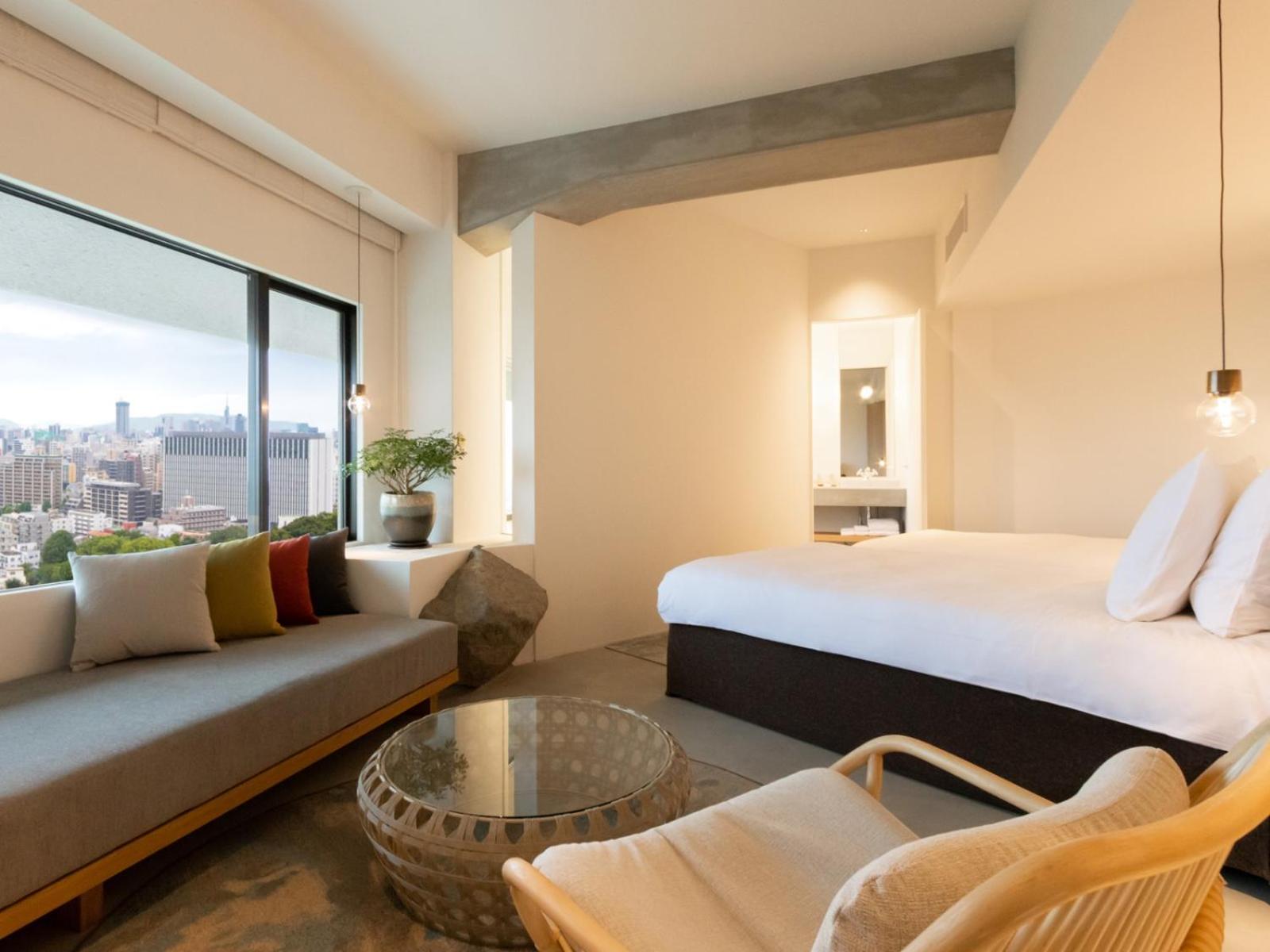 Suite, Adult Only
