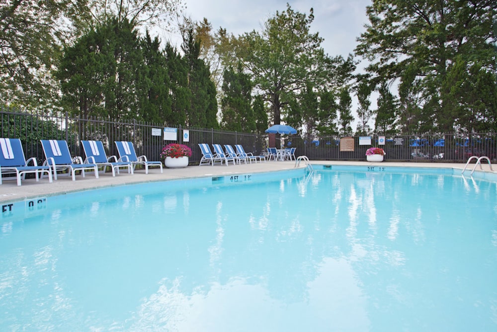 Holiday Inn Express Detroit-Warren (Gm Tech Ctr), an IHG Hotel 3/56