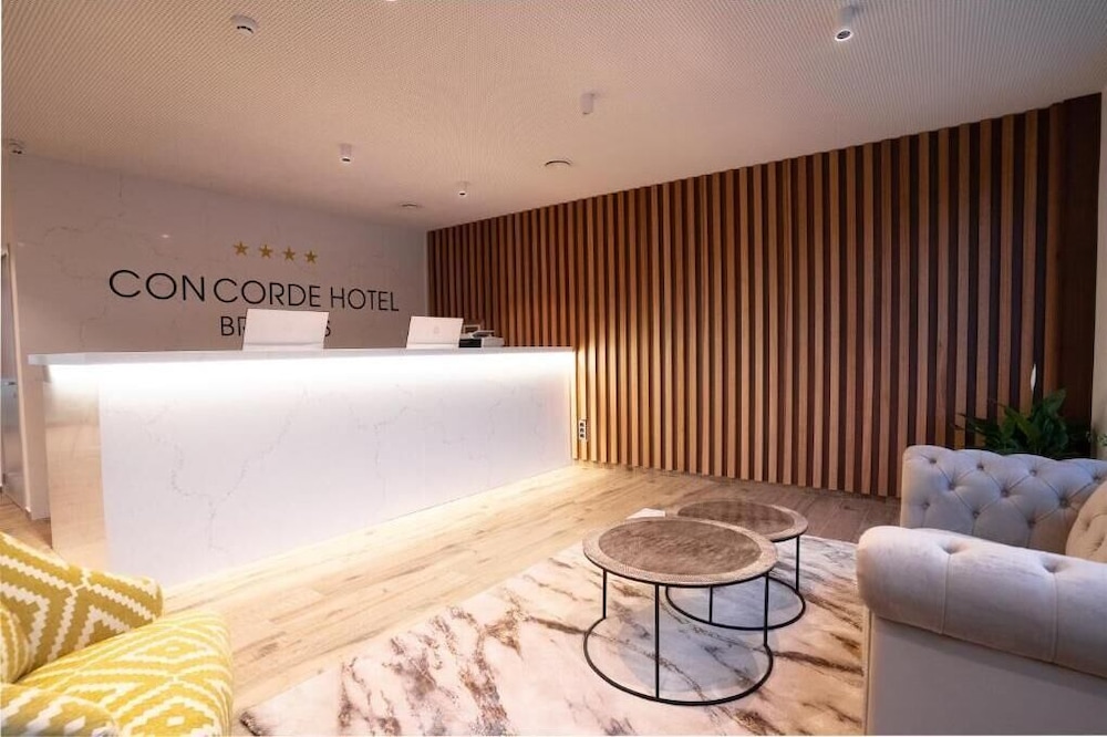Hotel Concorde 8/28