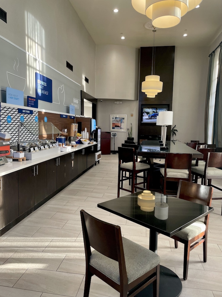restaurant-cafeteria