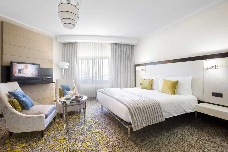 Standard, Double Bed