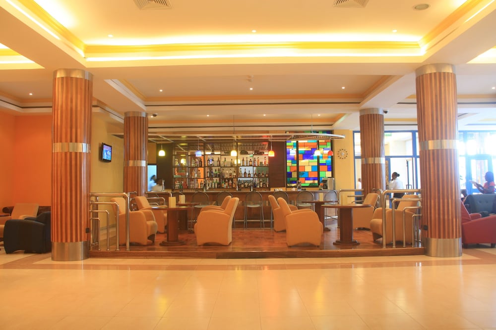 HOLIDAY INN ACCRA AIRPORT 38/60