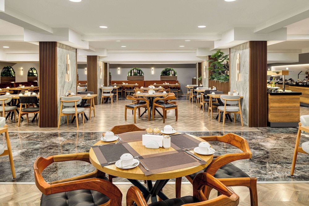 Ramada by Wyndham Dalaman 48/64