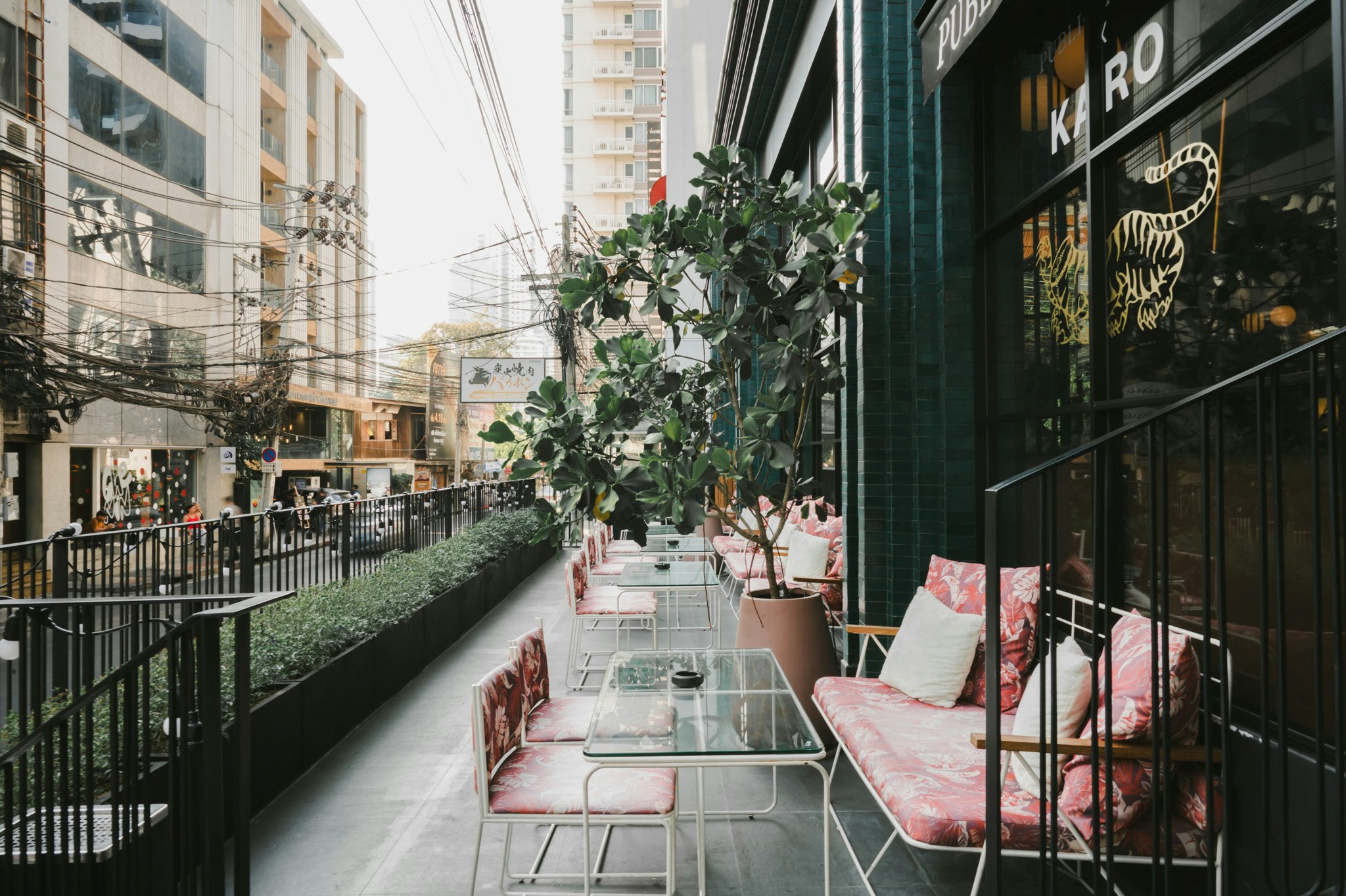 Public House Hotel 3/25